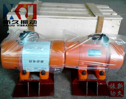 倉壁振動器 倉壁振動器