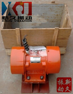 �}(c��ng)�����(d��ng)��