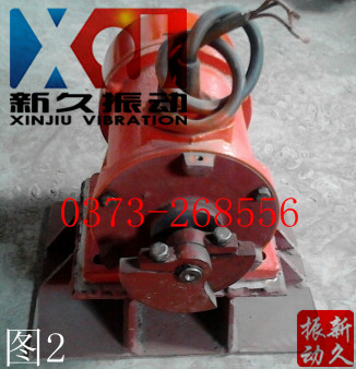 �}���������(c��)��D