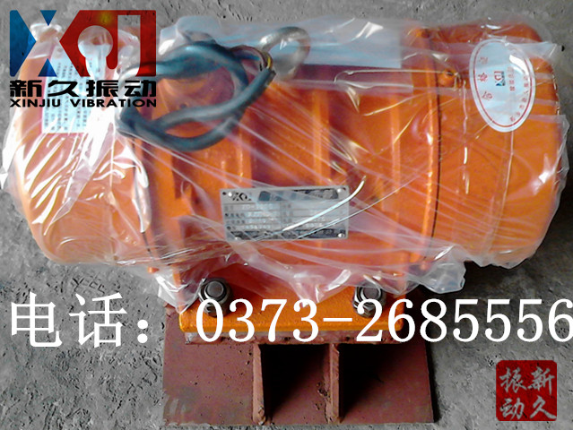 �}(c��ng)�����(d��ng)��