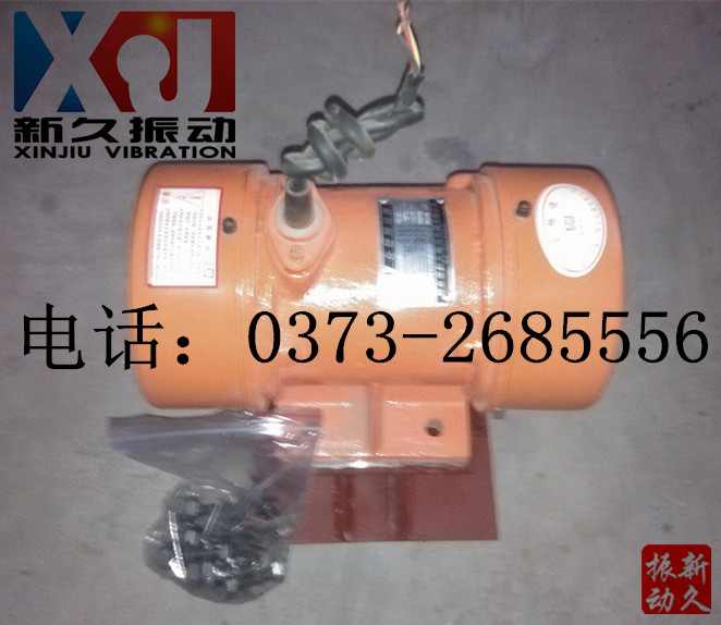 �}(c��ng)�����(d��ng)��