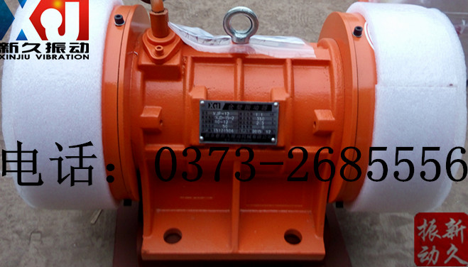 �}(c��ng)�����(d��ng)��